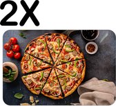 BWK Flexibele Placemat - Pizza in Punten Gesneden - Set van 2 Placemats - 45x30 cm - PVC Doek - Afneembaar