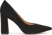 Leather pumps with a wide heel