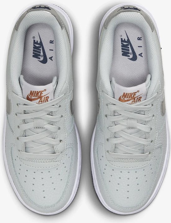 nike air force 1 and 07 difference