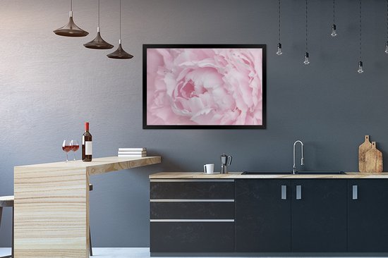 Photo en cadre - Gros plan et vue de dessus d'un cadre photo pivoine rose noir 90x60 cm - Affiche sous cadre (Décoration murale salon / chambre)