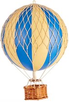 Authentic Models - Luchtballon Travels Light - Luchtballon decoratie - Kinderkamer decoratie - Blauw - Ø 18cm