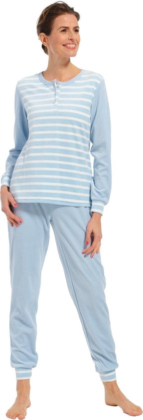 Velours lounge pyjama voor thuis met knopen 'perfect horizontal lines'