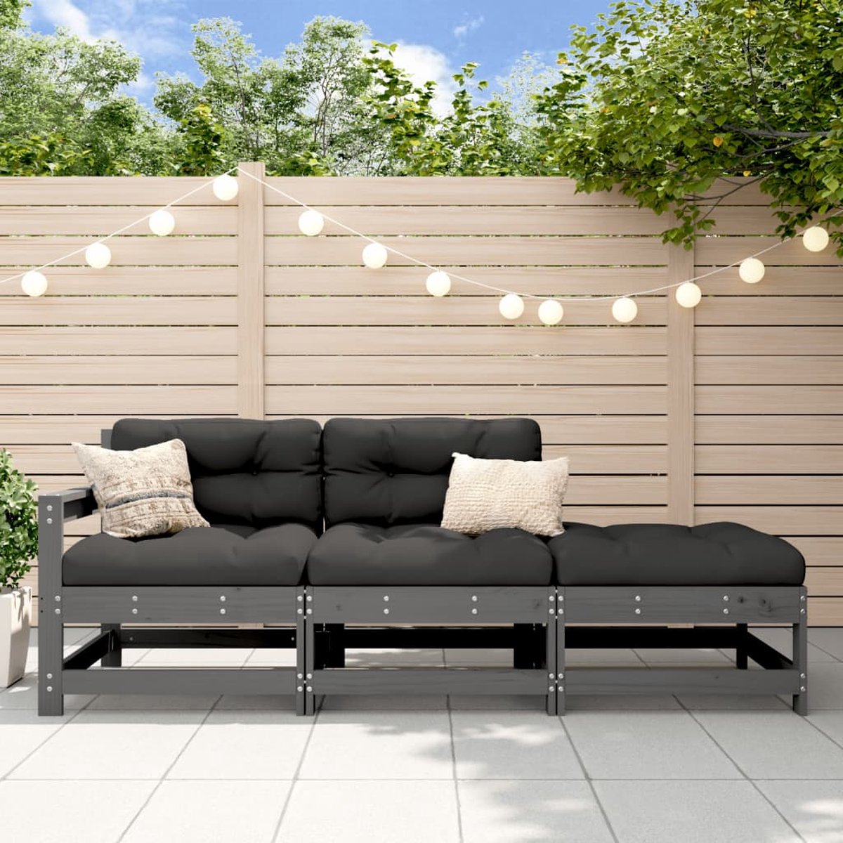 The Living Store 3-delige Loungeset met kussens massief hout grijs - Loungeset - Lounge Stoel - Tuinmeubels - Teak Hout - Outdoor Furniture