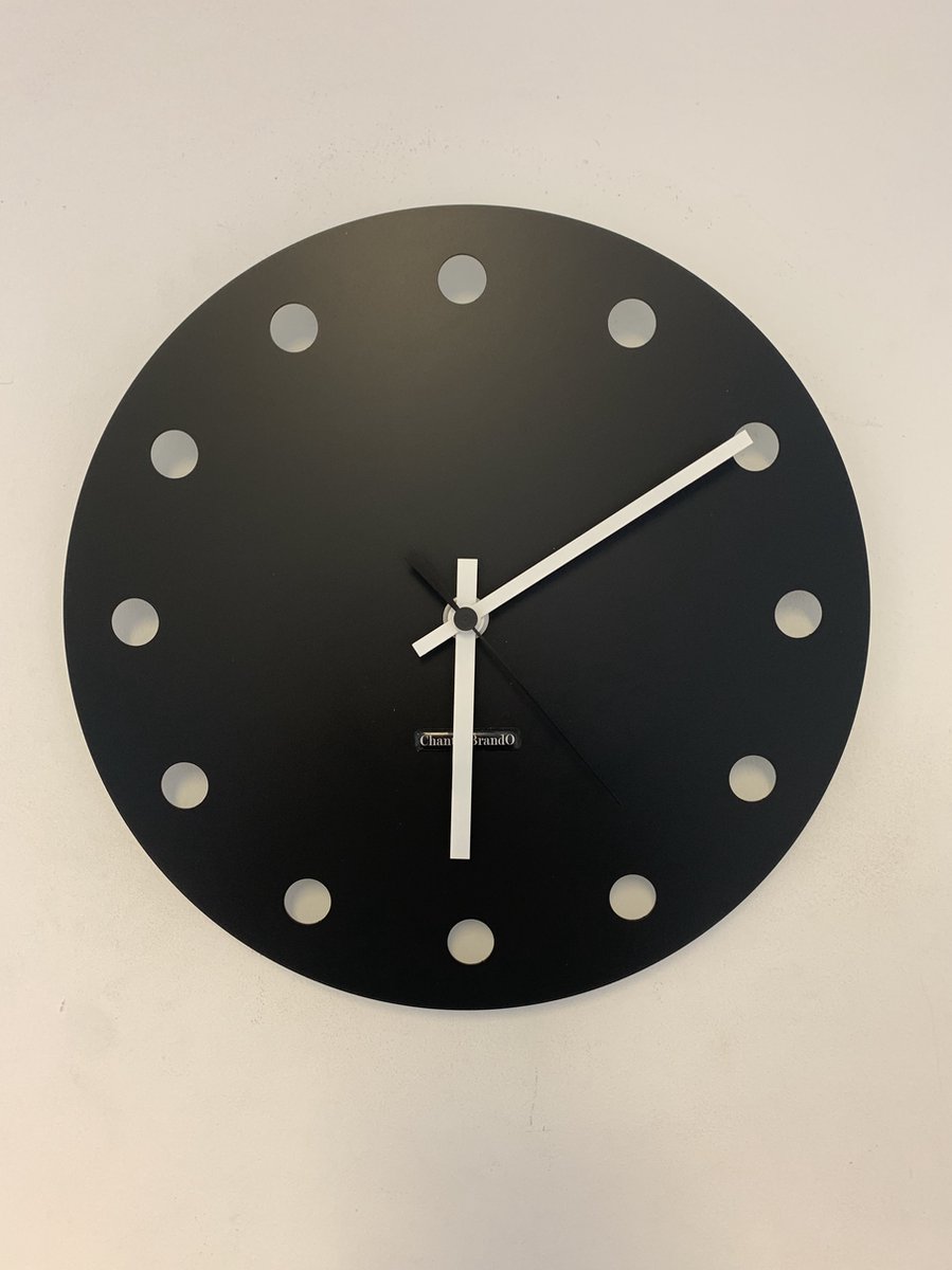 Wandklok CHANTALBRANDO -- BLACK -- NEVADA 34 -- MODERN DESIGN IN ZWART