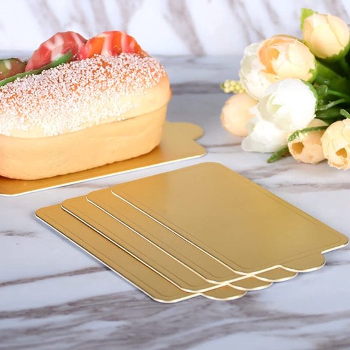 Allecto plus - Mini Gouden Kartonnen Cake Bases 100 stuks - Vetbestendig - Vriezer-Duurzaam