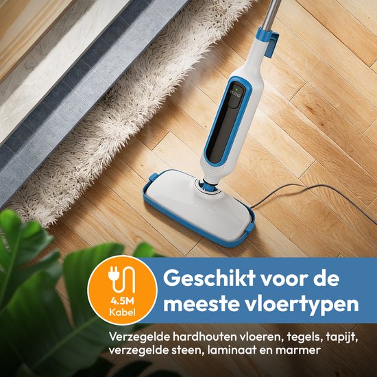 Wit met blauwe stoomreiniger op een houten vloer bij een trappenhuis, met een 4.5M kabel.