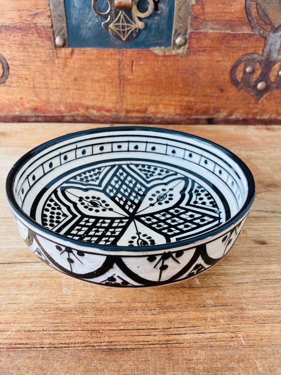 Asfi Aardewerk Schaal | Zwart Wit | Handgemaakt | Marokkaanse Aardewerk | 18 cm | 2 stuks