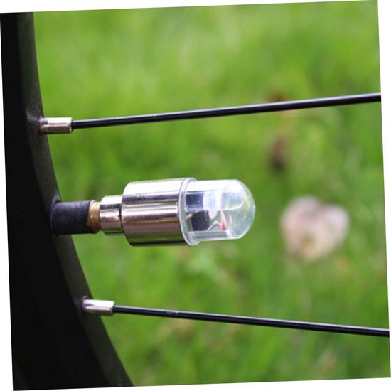 LED Wielverlichting Fiets - Band Ventieldopjes - Veilig Zichtbaar Rijden - Automatische Bewegingsactivatie - 5 Stuks - Zilver — afbeelding 5
