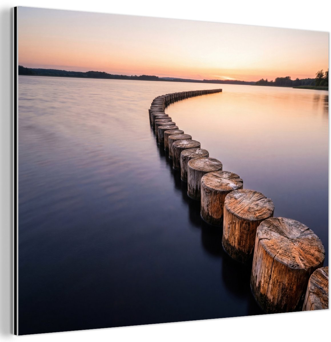 Aluminium schilderij 80x60 cm - Wanddecoratie metaal - Hout - Palen - Water - Metalen muur