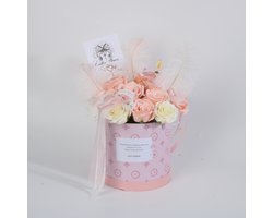 La Roselle Amsterdam Luxe Bloemenbox Roze – Roze & Crème Rozen met Orchidee, Veren en Decoratieve Hoedendoos – Romantisch Cadeau & Woondecoratie