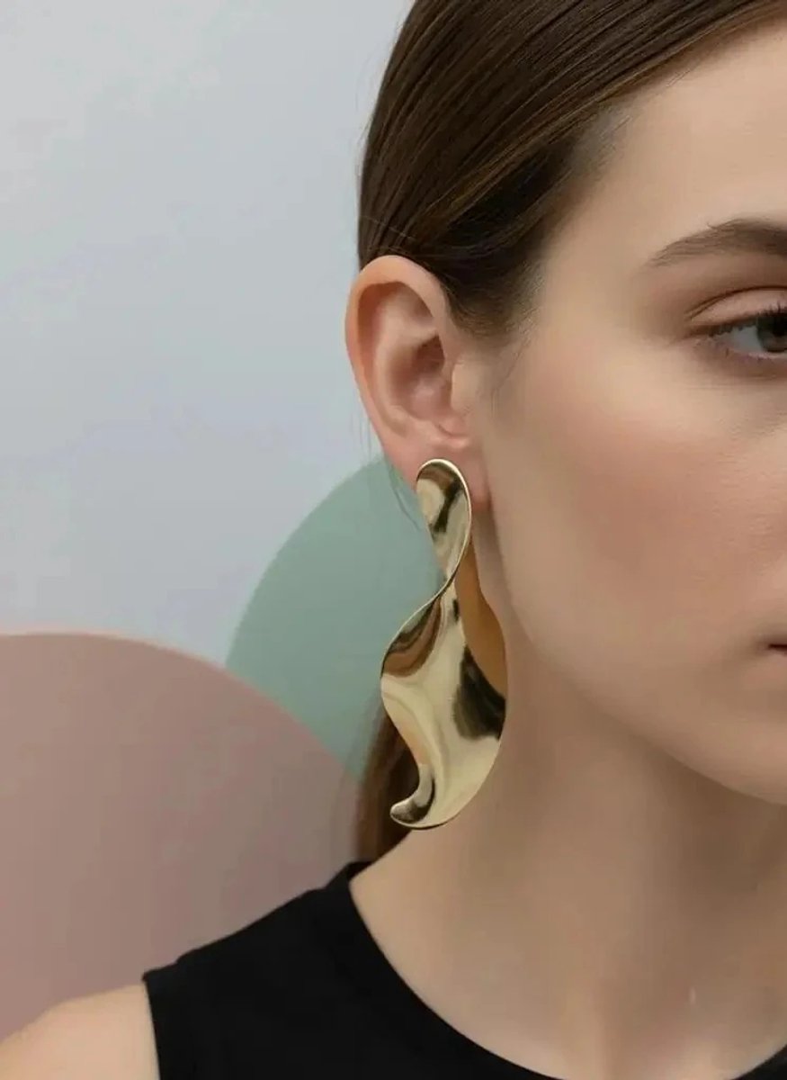 Dorvina Messing 14K Verguld Goudkleurig Plaka Su Dalgasi Speciaal Design Lang Dames Oorbellen