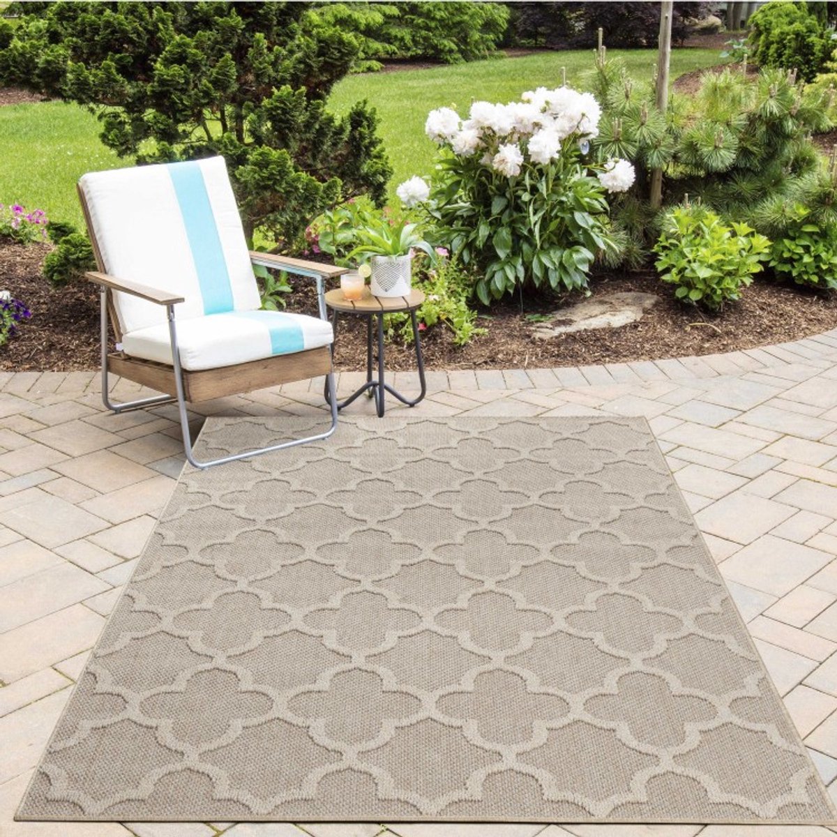 Buitenkleed, beige van kleur, voor keuken en balkon, UV-bestendig, comfortabel en antislip. 140x200 cm