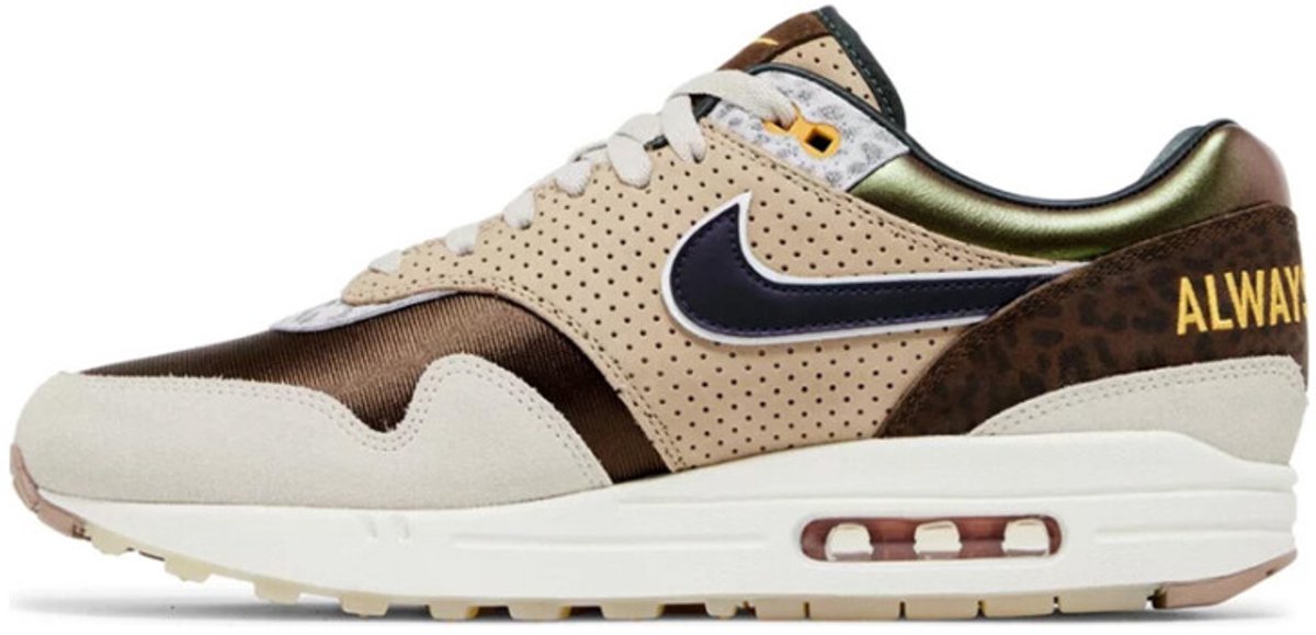 Nike Air Max 1 ’87 Premium University of Oregon PE Beige