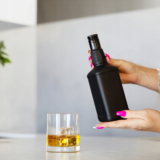 Bimberek Daniels - Glazen Fles - 500 ml - Zwart Mat - Whisky Fles van Bimberek — afbeelding 5