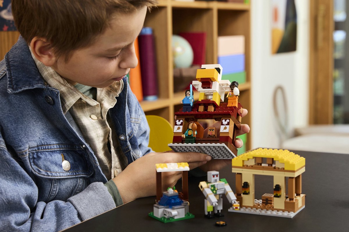 LEGO Minecraft De Ghast-Ballon Aanval op het dorp - 21273 — afbeelding 14