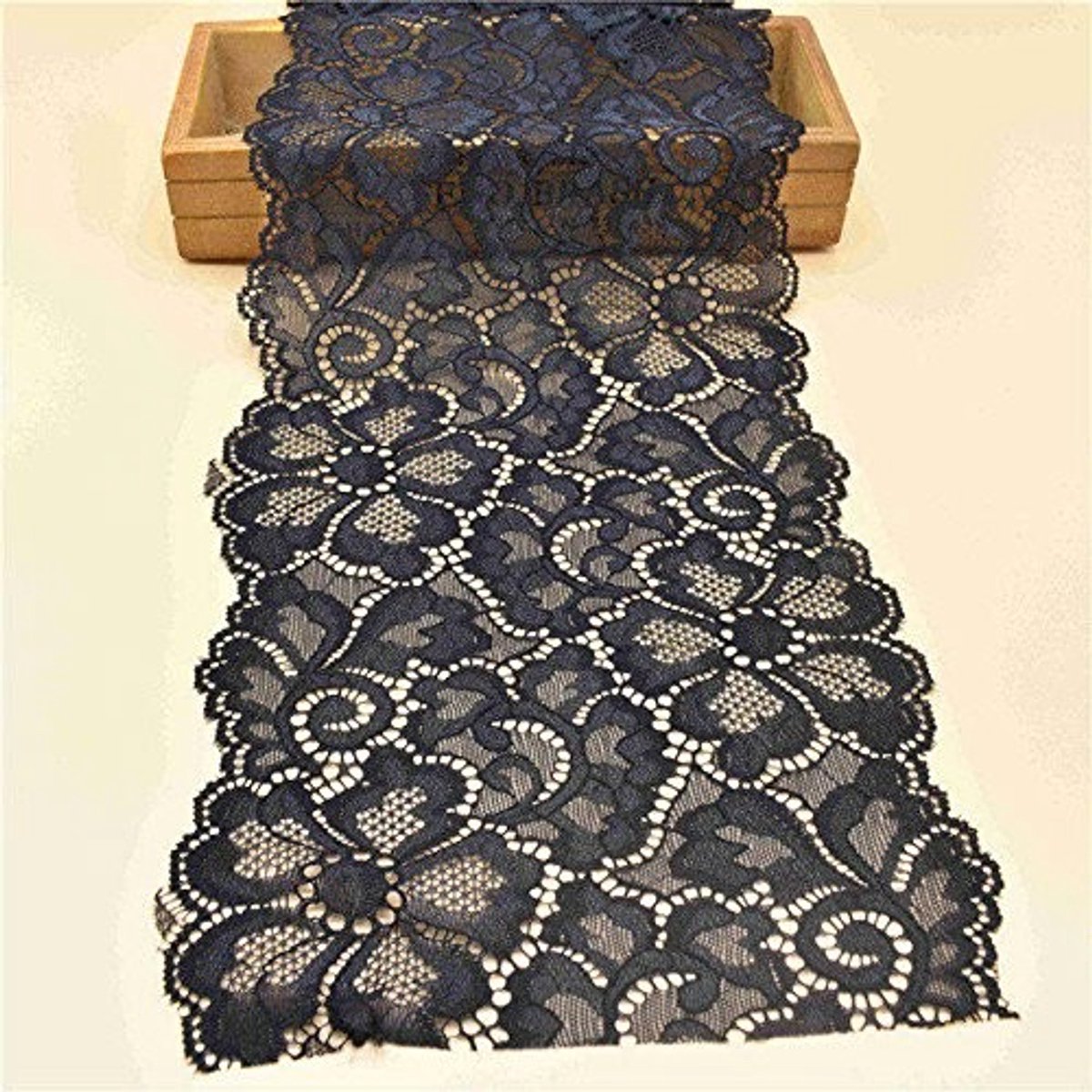 Dailygoods- Kant 18 cm breed - Vintage Kantlint - Bloemenpatroon - Decoratief Lint - DIY Naaien - Polyester Elastisch