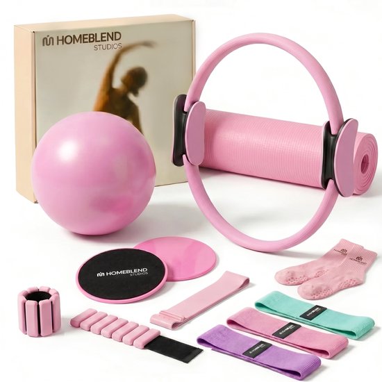 Roze pilates set met bal, ring, sliders, gewichten, banden, sokken en yogamat.