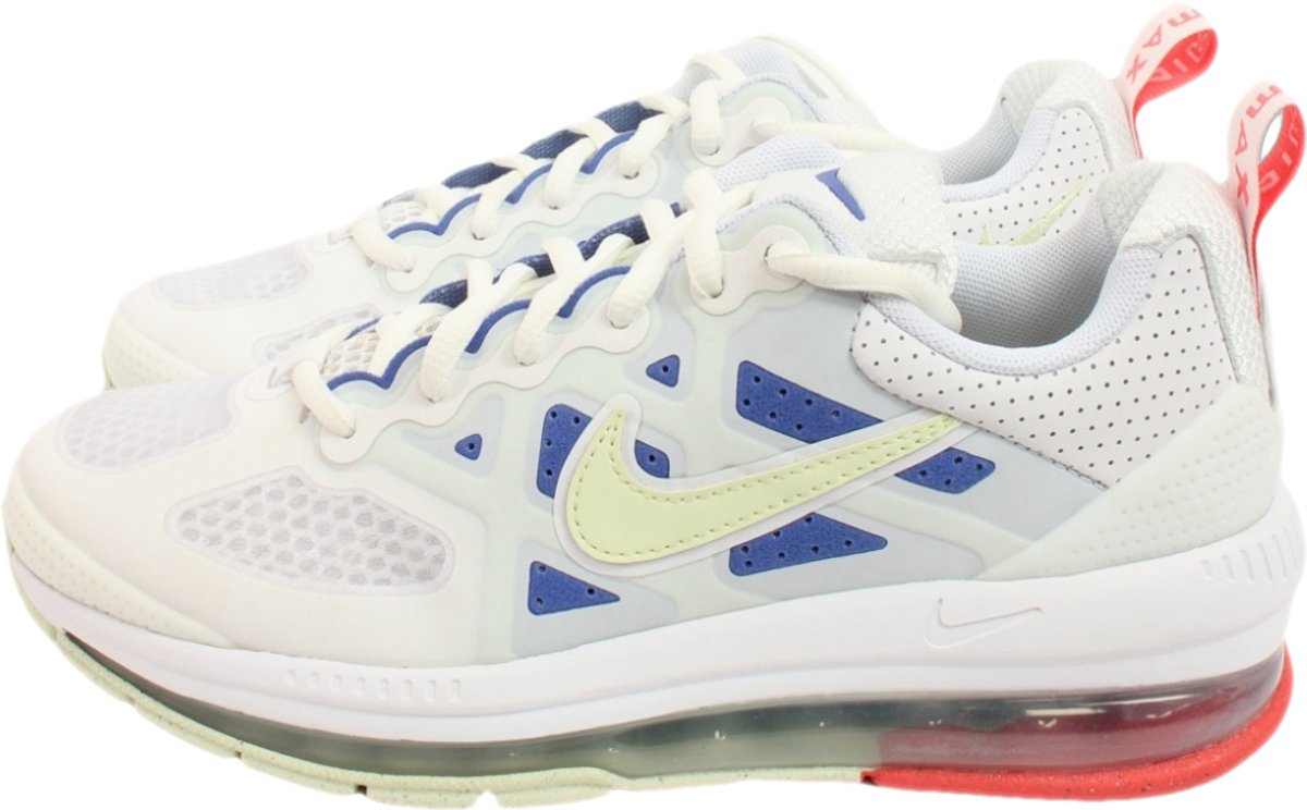 Nike sneakers maat 36