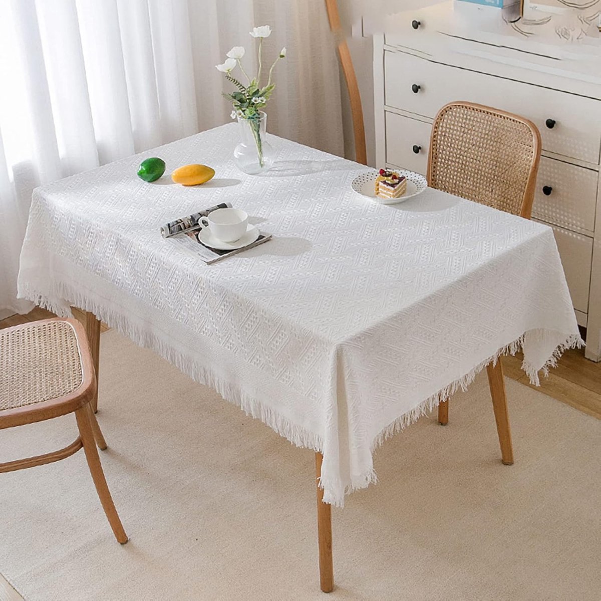 Tafelkleed - Eettafel decoratie - Elegante maaltijd - Met franjes - 230 x 250 cm - Kaki