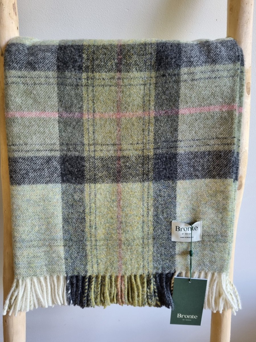Bronte by Moon Wollen Plaid - SKYE Green - 140x185cm - Bronte x Plaids.shop Groen