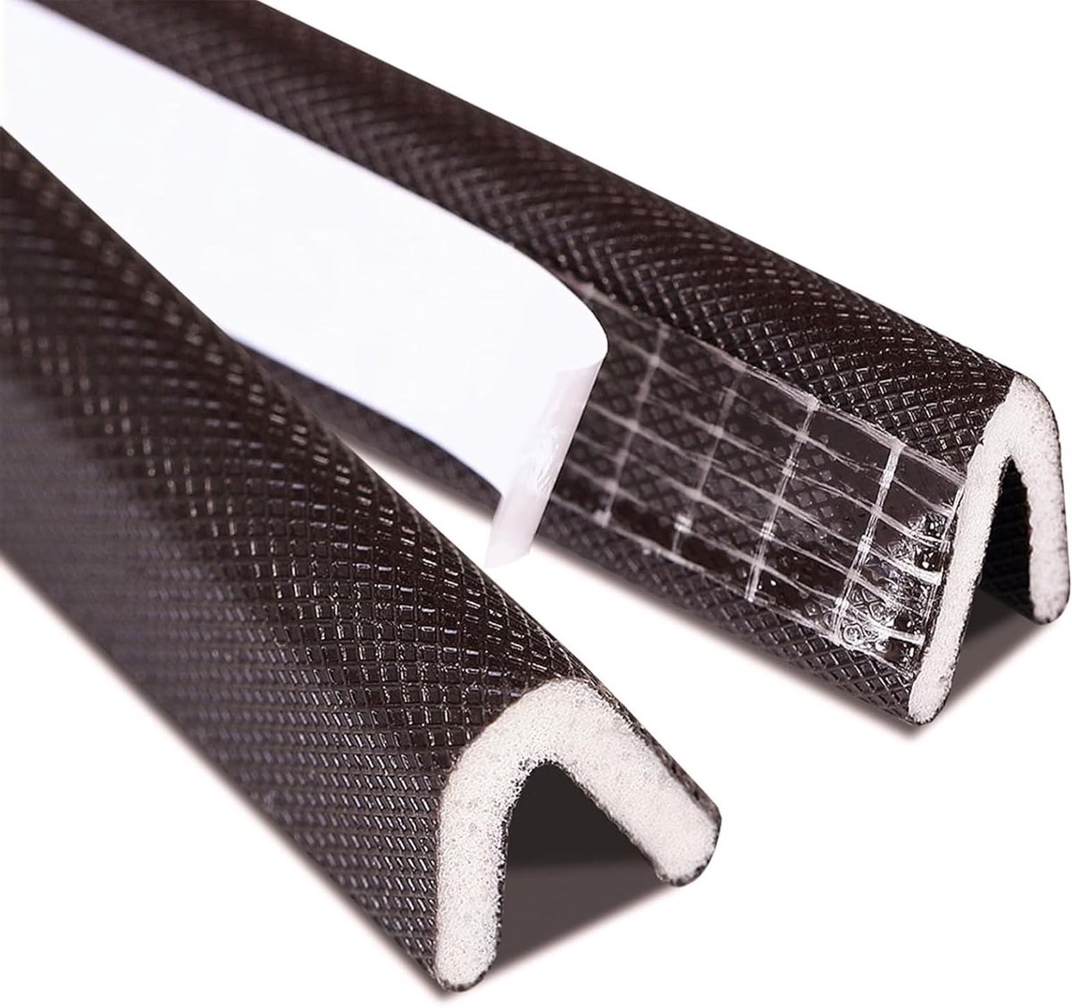 Winddichte Foamstrip voor Deuren, Zelfklevend, 6 Meter Lang, Geluidsisolatie en Waterdichte Afdichting, Ideaal voor Ramen en Deuren