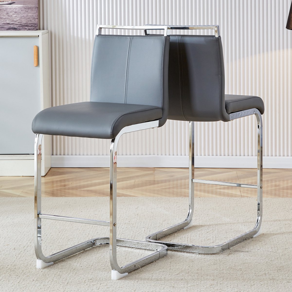 Twee hoogwaardige grijze barkrukken in Scandinavische stijl, geschikt voor restaurants, keukens, terrassen en als gastenkamerstoelen (set van 2) (grijs+PU). Geschikt voor diverse gelegenheden.