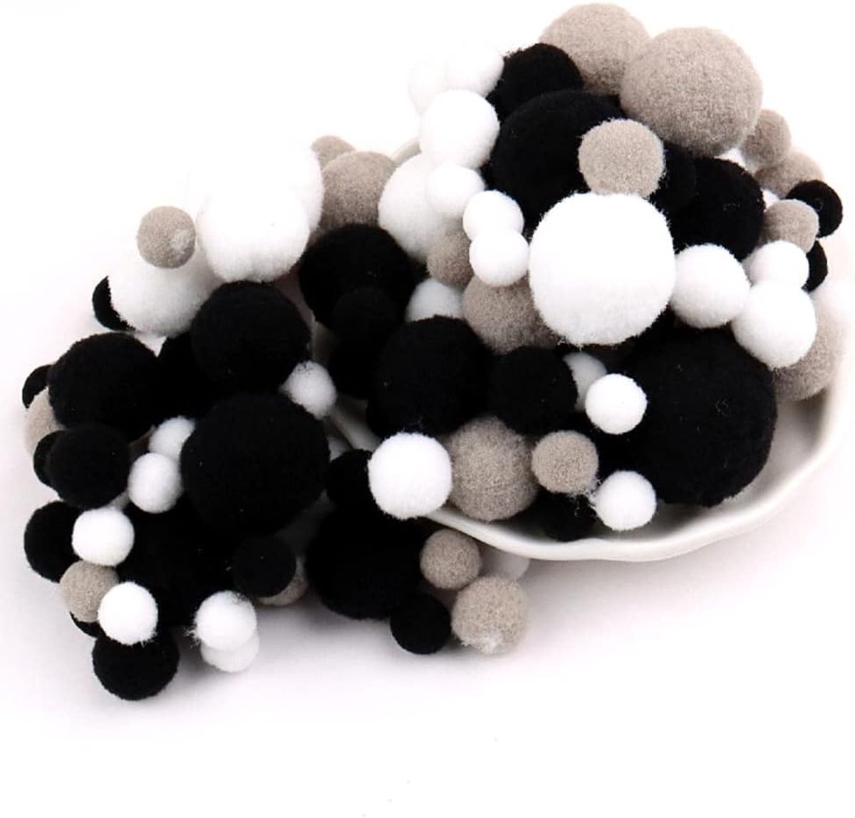 Kleurige Fluffy Pompoms voor Creatief Knutselen, Mini Bollen van 10-30 mm, Decoratieve Craft Accessoires voor Naaiwerk en DIY Projecten