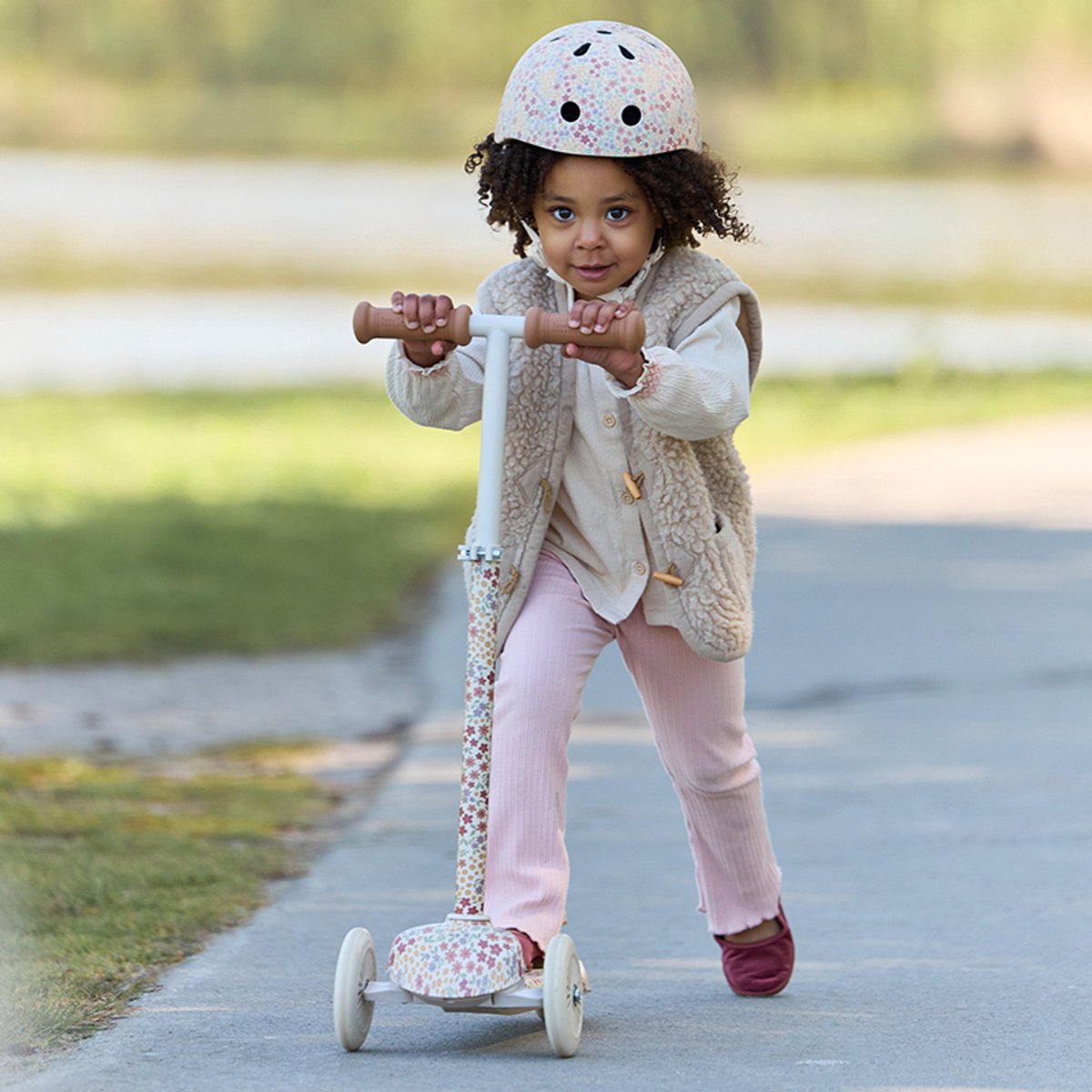 Little Dutch Kinderstep - Step met 3 wielen - Off White thumbnail 5