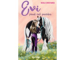 Evi praat met paarden