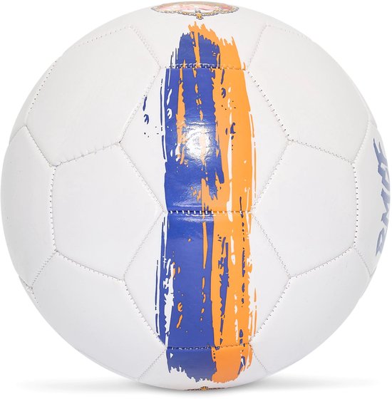 Ballon de football avec grand logo du Real Madrid