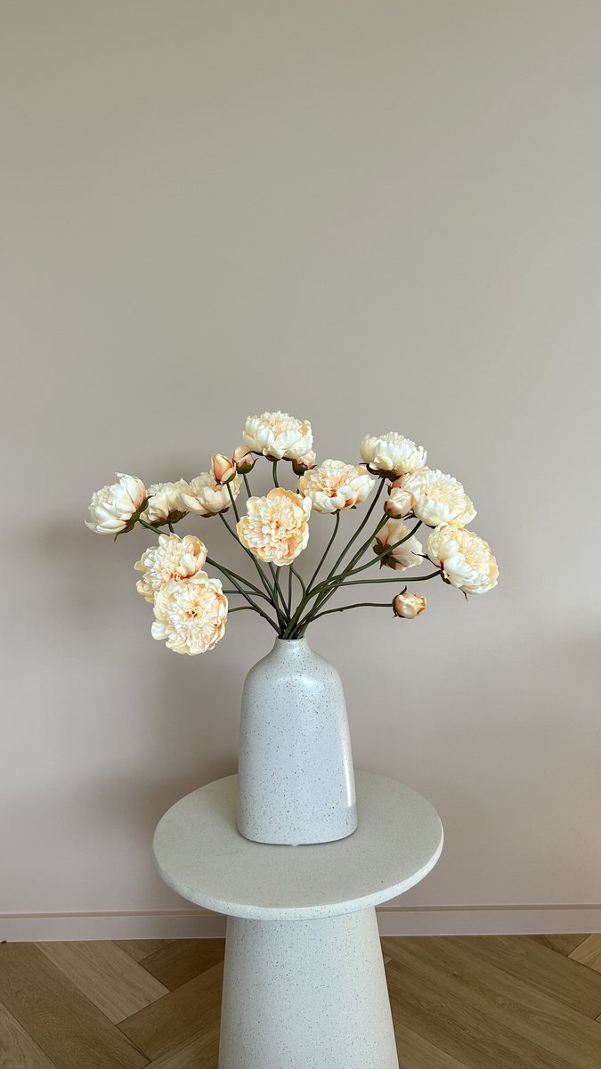 BLOEMM. – Luxe Zijden bloemen - Pioen Kunstbloemen – Vanillekleur – Set van 6 Zijdenbloemen – Realistische Kunstbloemen – Hoge kwaliteit – Zonder Vaas