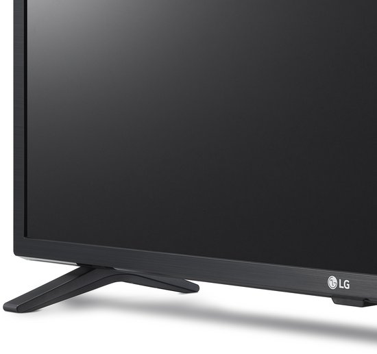 Zijaanzicht van een zwarte LG smart tv met standaard.