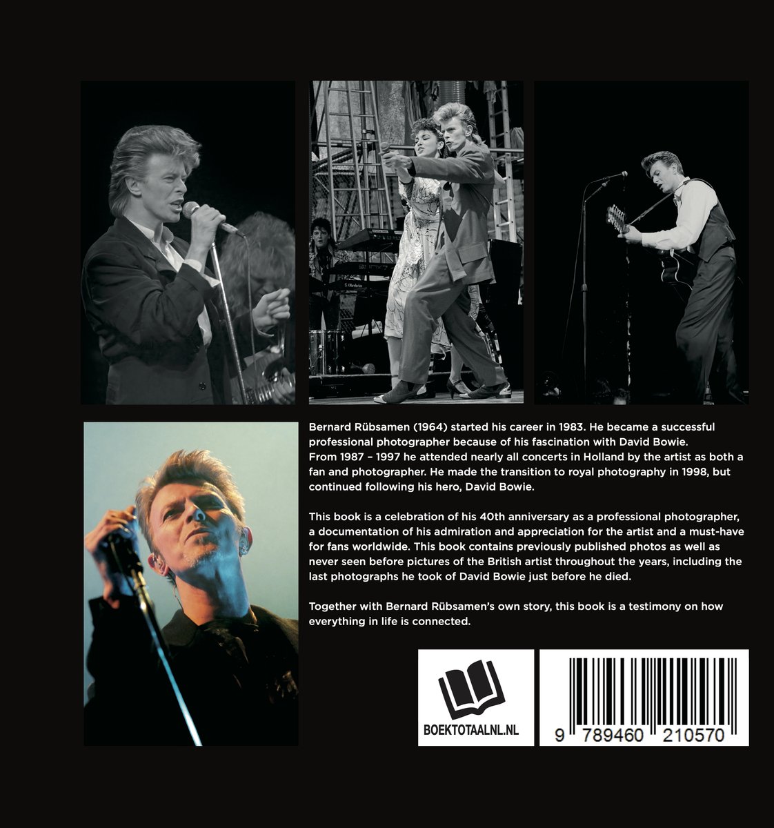 Collage van foto's van David Bowie, zingend en dansend. Tekst met informatie over het boek.