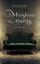 De kaft van het boek 'Moskou in Parijs' toont een donkergroene, gecapitonneerde bank met een houten frame tegen een betonnen muur.