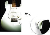 Behang - Fotobehang Close-up van een elektrische gitaar - Breedte 150 cm x hoogte 220 cm