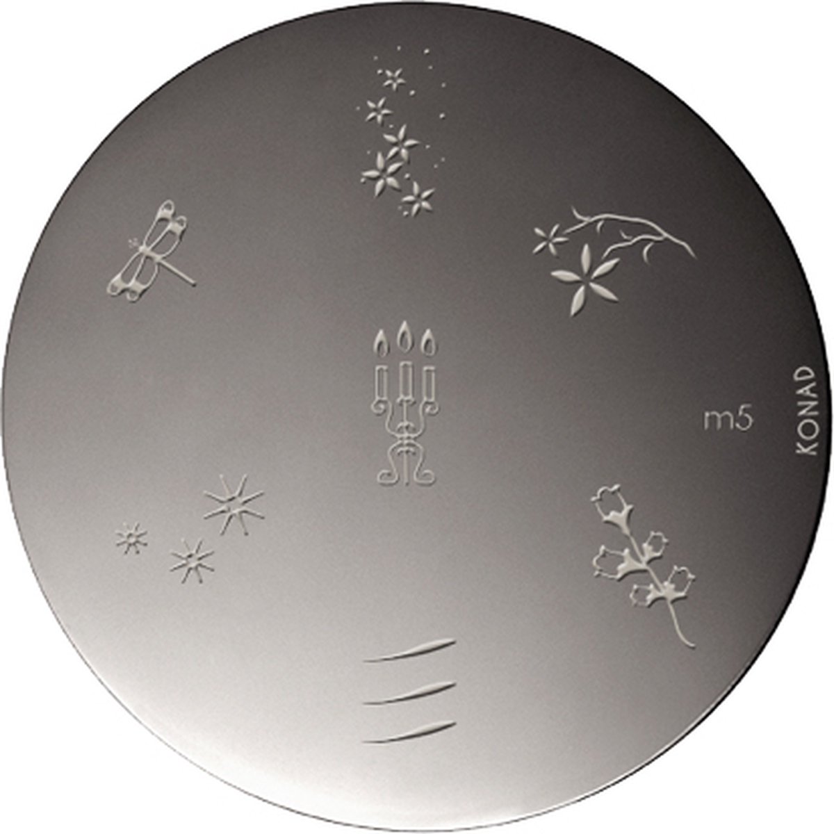 Goedkoopste KONAD sjabloon M5 met 7 nagel figuurtjes.