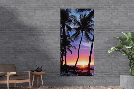 Affiche clôture Une silhouette de palmiers lors d'un coucher de soleil sur Hawaï - 100x200 cm - Toile jardin