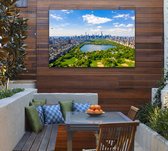 Groene strook van Central Park en de skyline van New York - Foto op Tuinposter - 90 x 60 cm