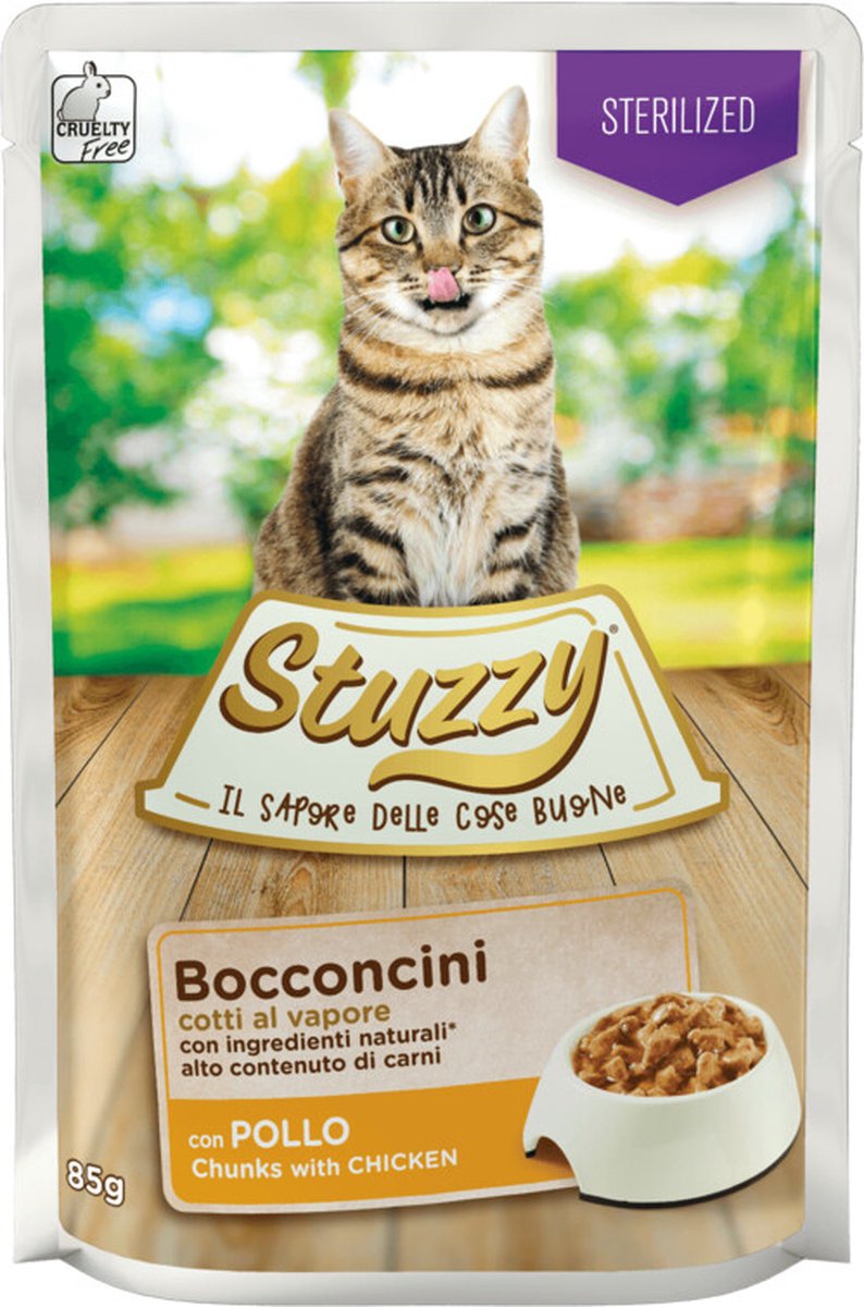 24x Stuzzy Kattenvoer Pouch Gesteriliseerd Kip 85 gr