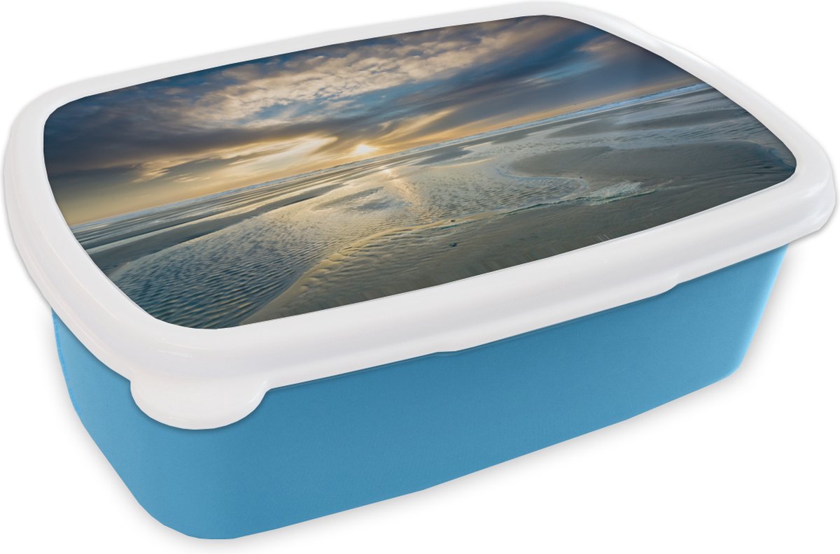 Broodtrommel Blauw - Lunchbox - Brooddoos - Zee - Wolken - Grijs - 18x12x6 cm - Kinderen - Jongen