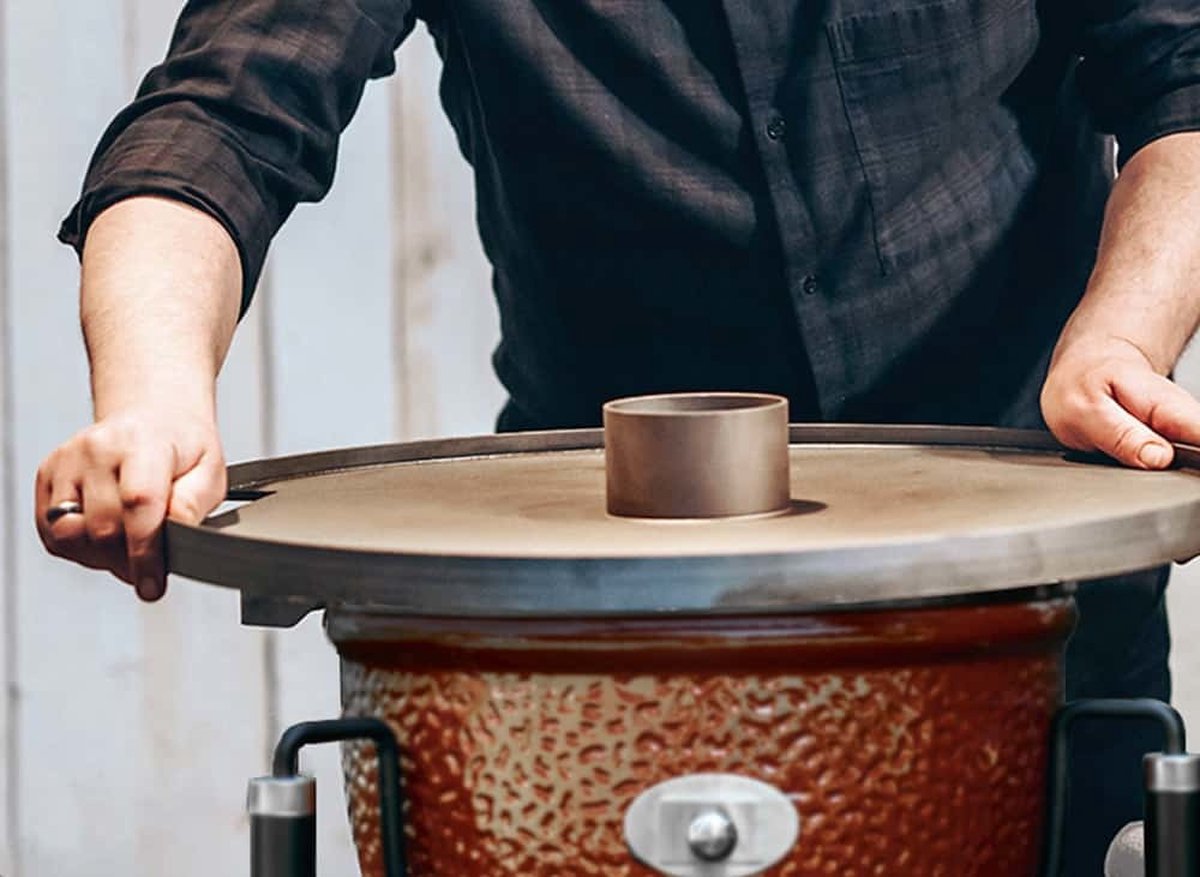 Monolith Junior 2.0 Solo - Kamado without stand