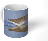 Mok - Een tureluur en zijn weerspiegeling in het water - 350 ML - Beker