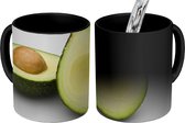 Magische Mok - Foto op Warmte Mok - Heerlijke avocado in tweeën gesneden - 350 ML