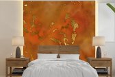 Behang - Fotobehang Marmer - Goud - Oranje - Breedte 260 cm x hoogte 260 cm