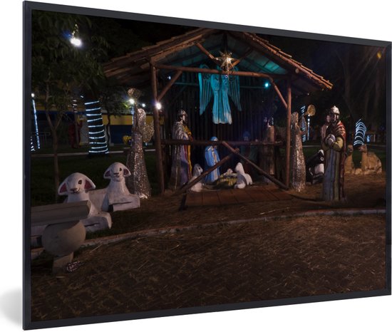 Photo encadrée - Crèche dans la rue cadre photo noir sans passe partout 120x80 cm - Affiche encadrée (Décoration murale salon / chambre)