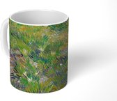 Mok - Koffiemok - Lang gras met vlinders - Vincent van Gogh - Mokken - 350 ML - Beker - Koffiemokken - Theemok