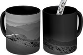 Magische Mok - Foto op Warmte Mok - Zonsondergang bij de berg Schilthorn in Zwitserland - zwart wit - 350 ML