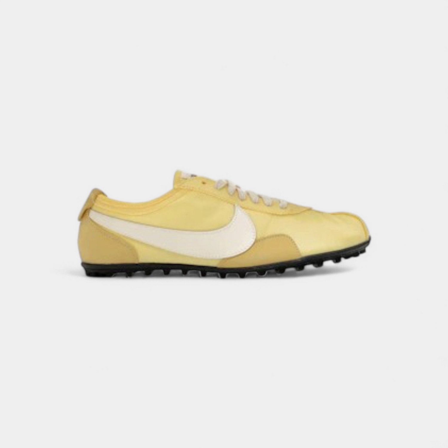 Nike Moon Shoe OG Soft Soft Pearl Geel