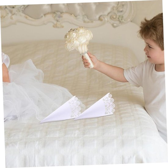40 Stuks Bruiloft Papieren Bloembuis Kraft Confetti Kegels Centerpieces Bloemenconfetti Huwelijksfeestkegels Bruiloft Gedroogde Bloemkegels Wit — afbeelding 4