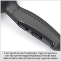 Schakelaars op zwarte föhn voor 3 temperaturen en 2 snelheden, inclusief koude luchtstand.